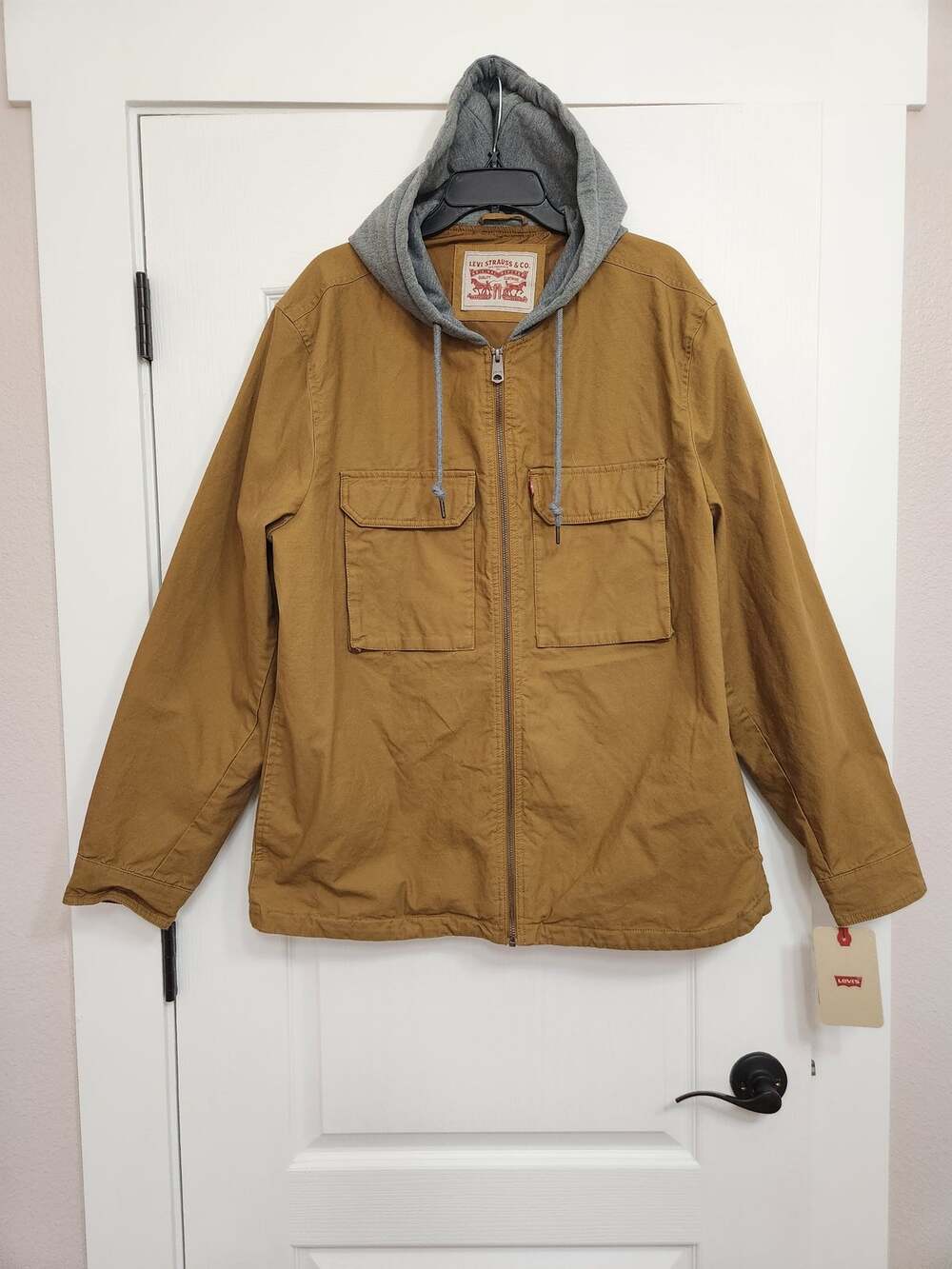 NWT Levi's Men's Washed Cotton Hooded Military Jacket Tan size XL